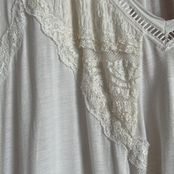 Free People White Top - Picture 2 of 7